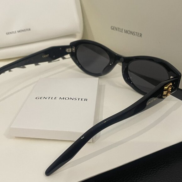 Gentle Monster Black Oval Sunglasses w/ Gold Logo Detail – Like New main image 5